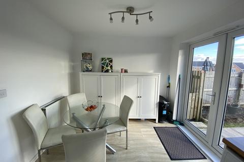 22 Bro Eithin, Cefneithin, Llanelli, SA14 7AZ