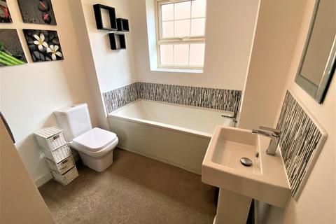 4 Diamond Drive, Corby, NN17 1EX