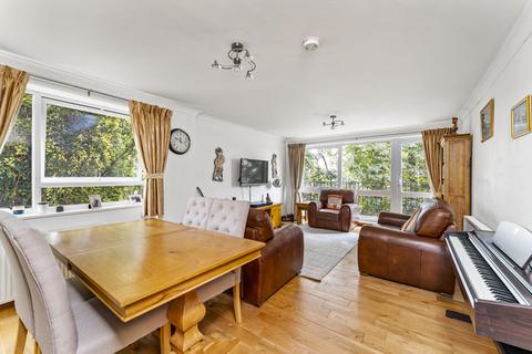 2 bedroom apartment for sale - Hermitage Walk, South Woodford