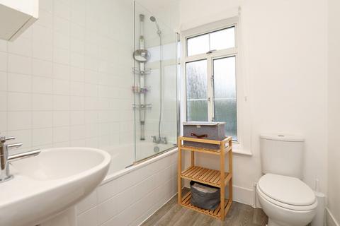49 Third Cross Road, Twickenham, TW2 5DY