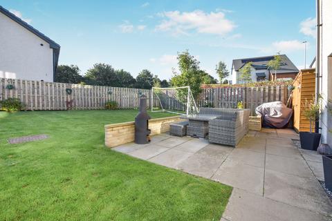 15 School Field Road, Rattray, Blairgowrie, PH10 7FD