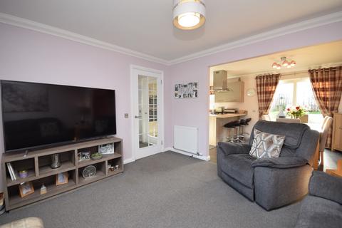15 School Field Road, Rattray, Blairgowrie, PH10 7FD