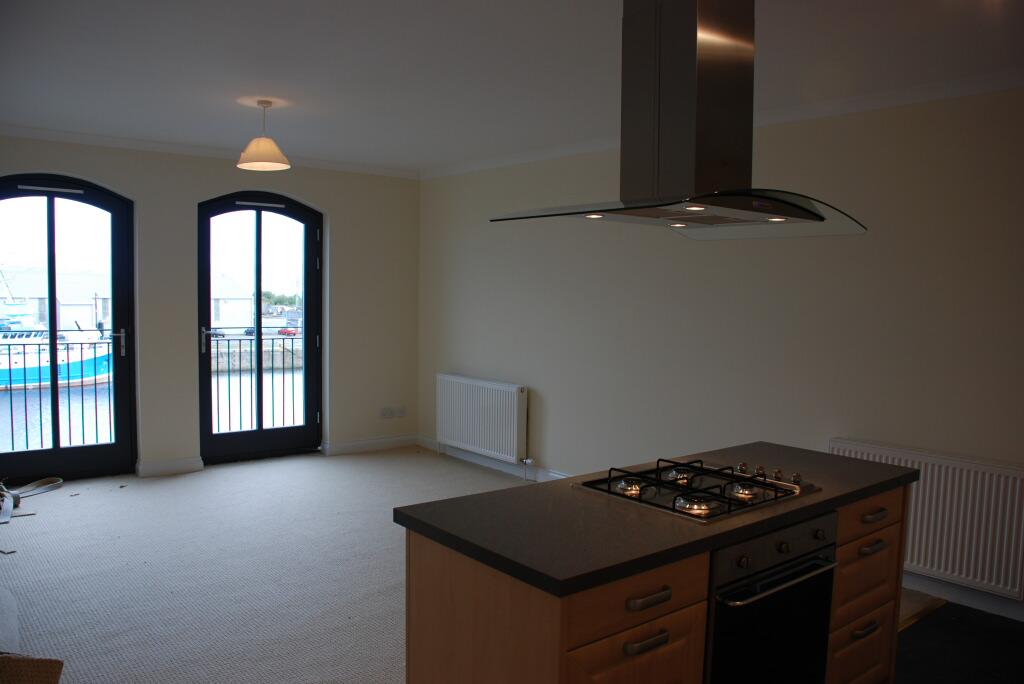 James Watt Way, Greenock, Greenock, PA15 2 bed flat £650 pcm (£150 pw)