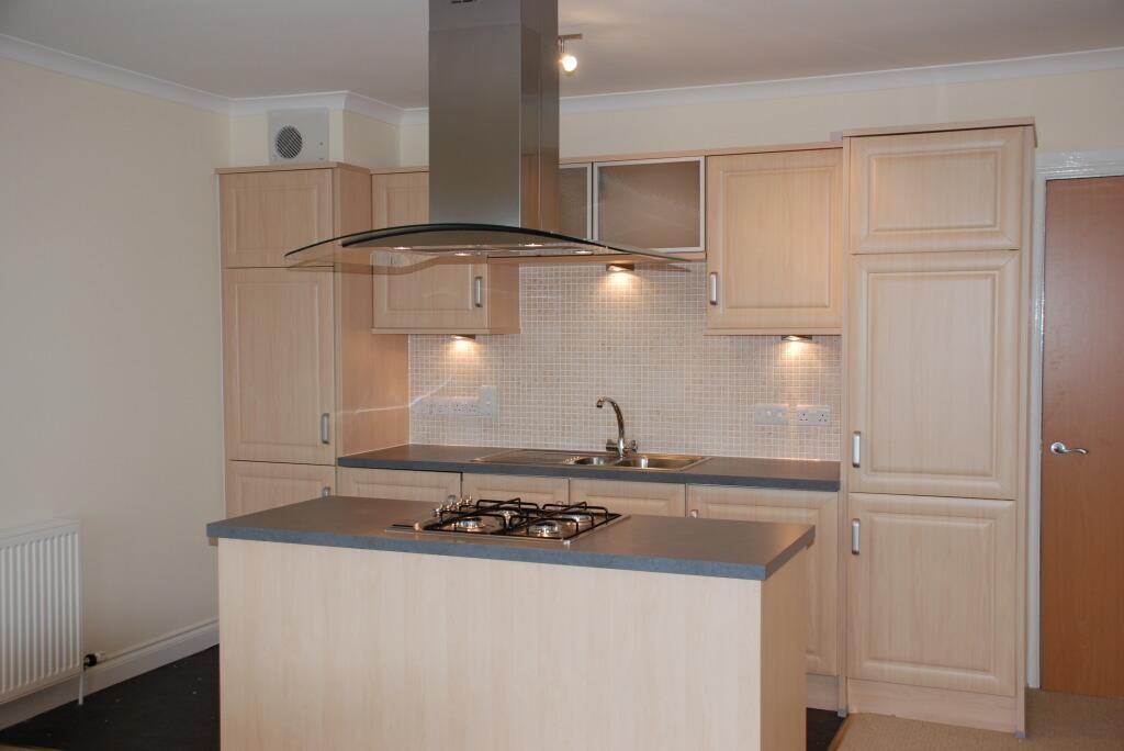James Watt Way, Greenock, Greenock, PA15 2 bed flat £650 pcm (£150 pw)
