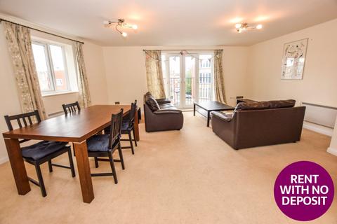 3 bedroom flat to rent - Aura Court, 1 Percy Street, Hulme, Manchester, M15