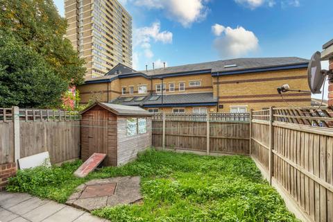 10 Abbey Road, London, E15 3LG
