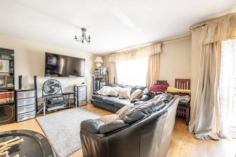 10 Abbey Road, London, E15 3LG