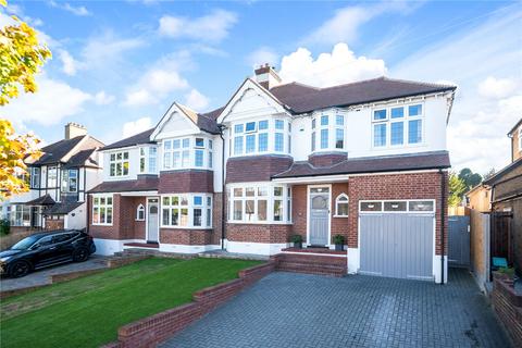 20 Hayes Garden, Bromley, BR2 7DG