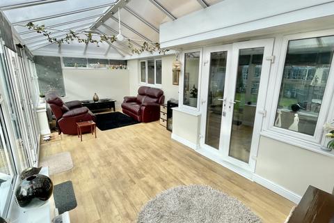 43 Two Gates Way, Shafton, Barnsley, S72 8WL