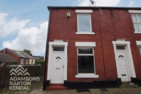 2 bedroom end of terrace house to rent, 1 Preston Street, Meanwood., Rochdale OL12 7BH