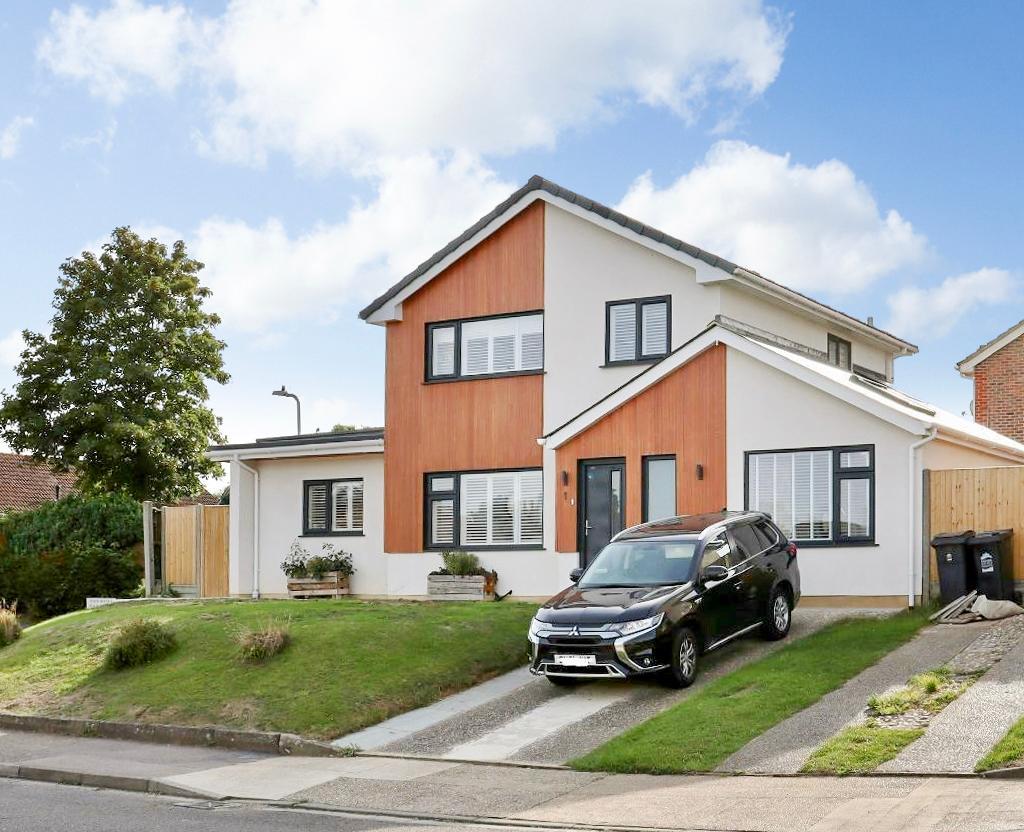 Patterson Close, Deal, Kent, CT14 9LZ 4 bed detached house for sale £