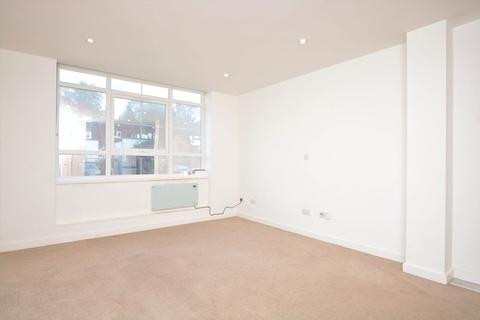 1 bedroom apartment to rent - Churchfield Road, Gerrards Cross,