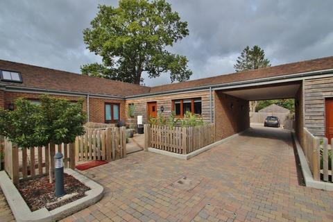 2 bedroom bungalow for sale - Chapmans Mews, Five Ashes, Mayfield