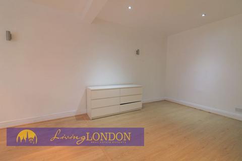 3 bedroom terraced house to rent, Three Bed House To Rent