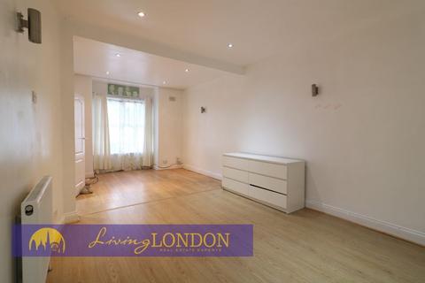 3 bedroom terraced house to rent, Three Bed House To Rent