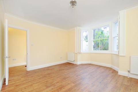 1 bedroom flat to rent, Church Road, Richmond TW10