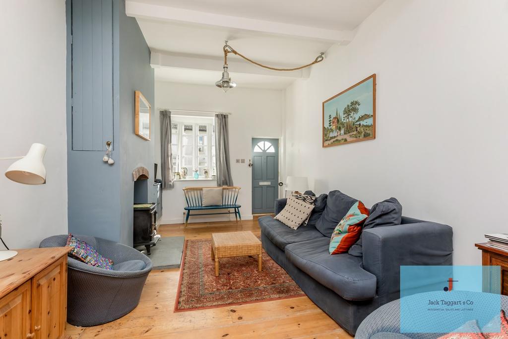 New Road, ShorehambySea, BN43 2 bed terraced house £450,000