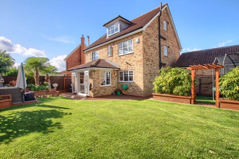 Caldey Gardens, Ingleby Barwick 5 bed detached house £455,000