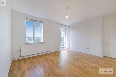 3 bedroom apartment to rent - Kingswood Estate, London