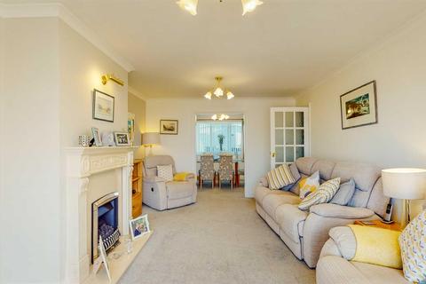 4 bedroom detached house for sale - Bay View Road, Benllech