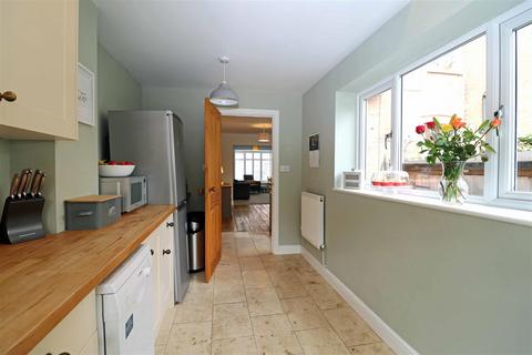 66 Albert Street, Warwick, CV34 4JX