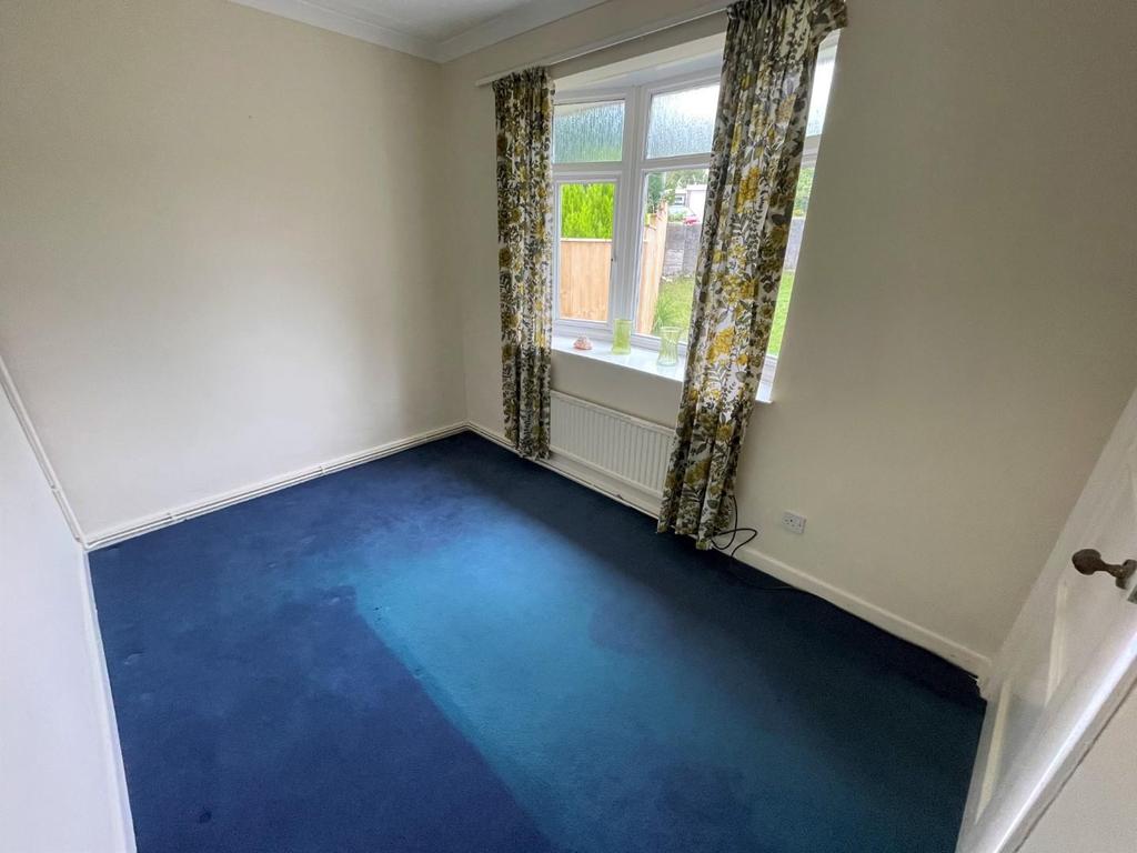 Lundy Drive, West Cross, Swansea 4 bed semidetached house for sale £