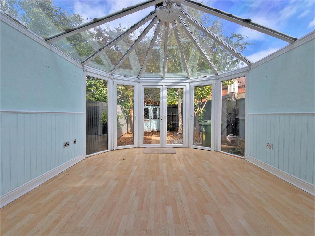 Freemans Orchard, Newent 3 bed terraced house £259,950