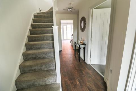 3 Birch Walk, Harlow, CM17 0FQ
