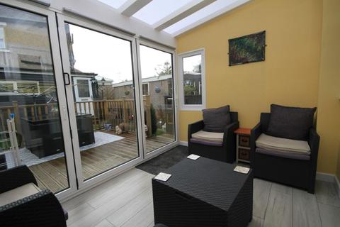 3 Kings Drive, Bradford, BD2 1PX