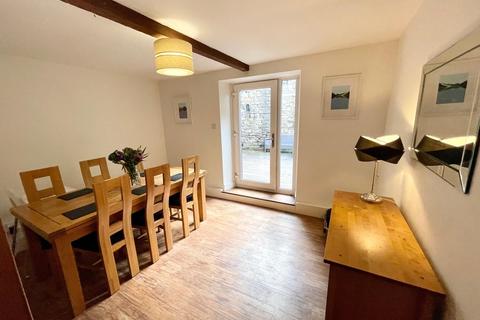 10 Brooklands Close, Holywell Green, Halifax, HX4 9AB