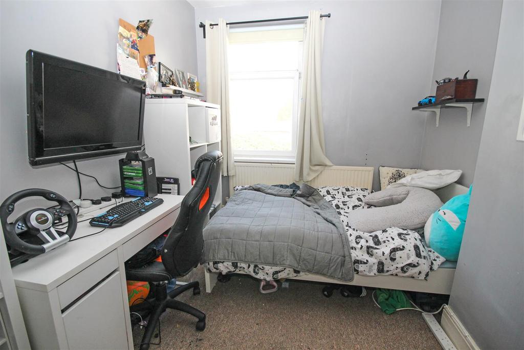 Bed4.jpg