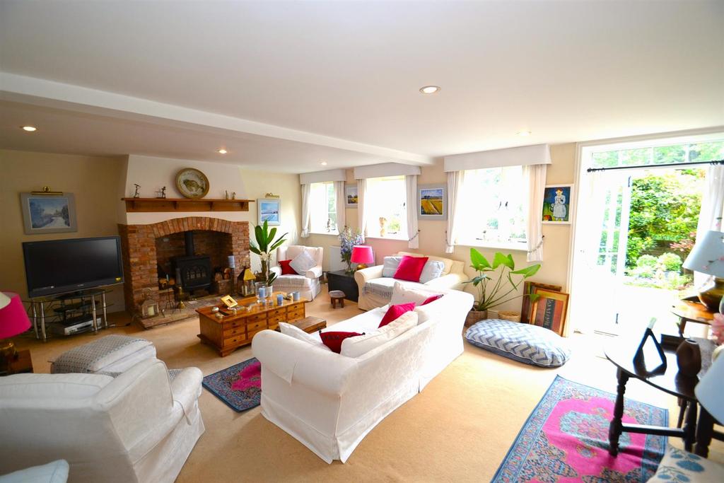 Church Farm Way, Aldenham 4 bed barn conversion for sale £1,100,000