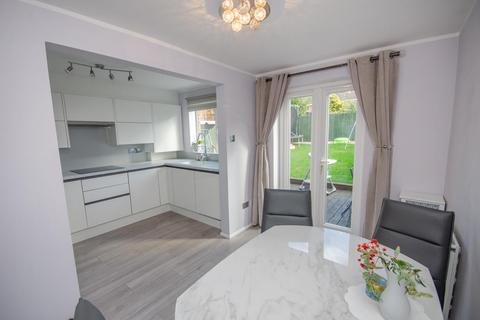 123 Emerson Way, Emersons Green, Bristol, BS16 7AP