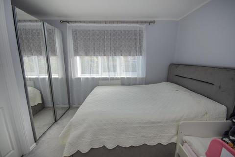 123 Emerson Way, Emersons Green, Bristol, BS16 7AP
