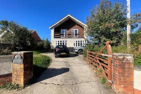 4 bedroom detached house to rent, Station Road, Hemyock, EX15