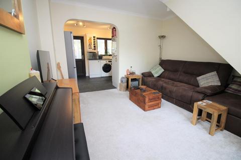 2 bedroom house for sale - Lavender Close, Thornbury, Bristol