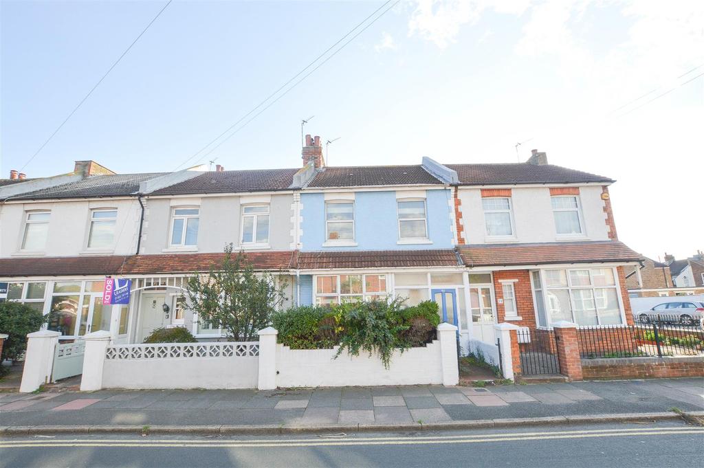 Channel View Road, Eastbourne 2 bed terraced house £290,000