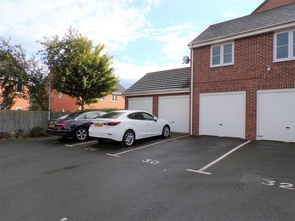 Priory Avenue, Hawksyard, Rugeley 5 bed house £280,000