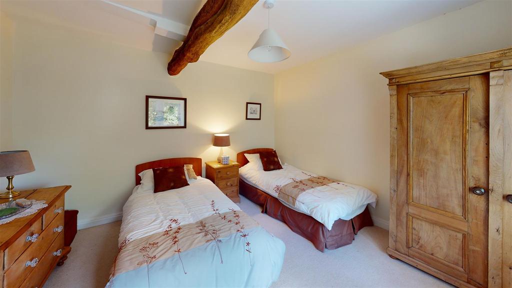 Horseshoe-Barn-Bedroom(3).jpg