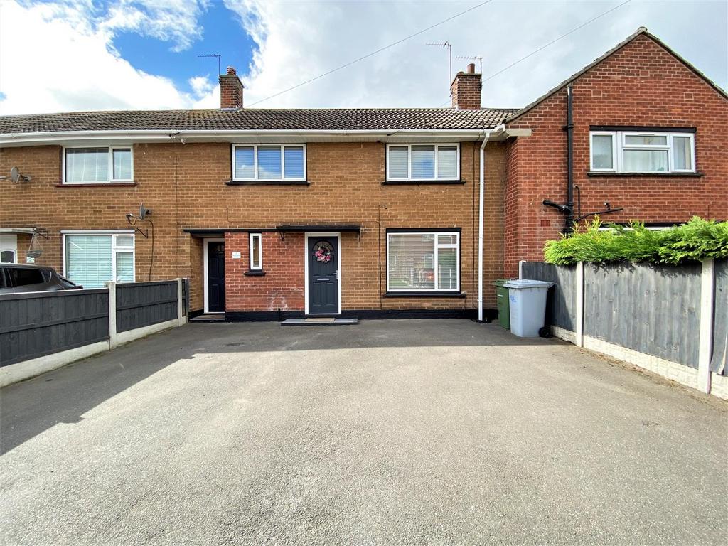 Smithson Close, New Balderton, Newark 3 bed terraced house for sale £