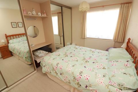 3 bedroom terraced house for sale - Sunningdale, Yate, Bristol, BS37 4JA