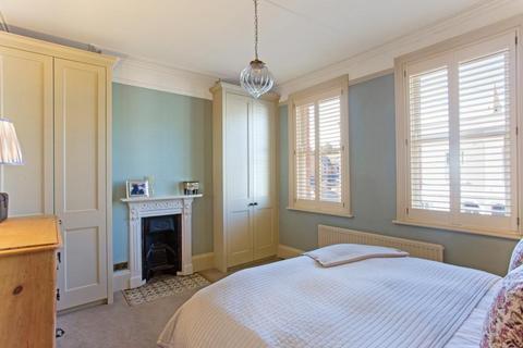 36 Bath Parade, Cheltenham, GL53 7HU