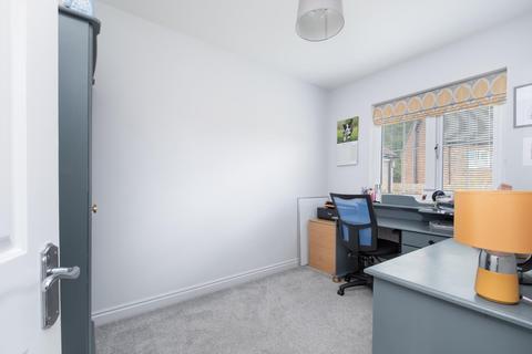 32 Druids Meadow, Boroughbridge, York, YO51 9NF