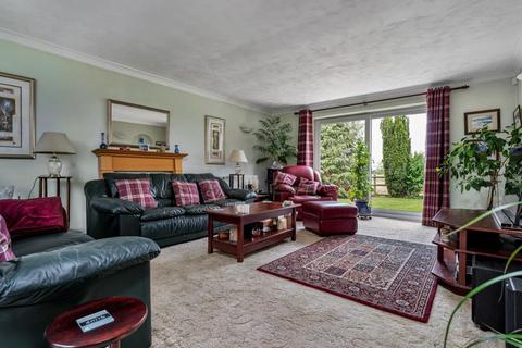 5 bedroom detached house for sale - Park Road, Allington, Grantham