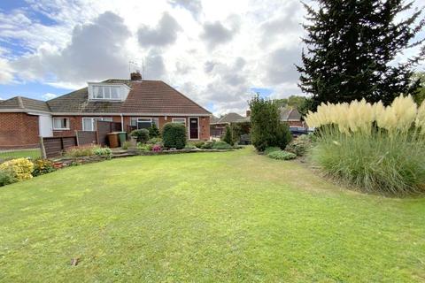 3 bedroom semi-detached bungalow for sale - Toll Bar Avenue, New Waltham, Grimsby