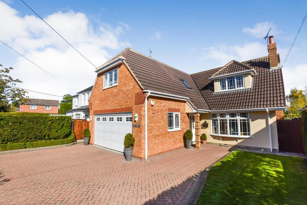 Fambridge Road, North Fambridge, 4 bed detached house for sale £769,995