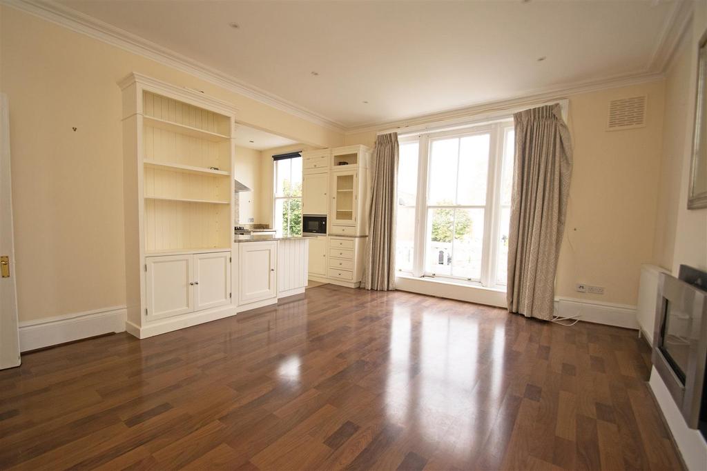 The Barons, St Margarets Village 1 bed apartment £499,950