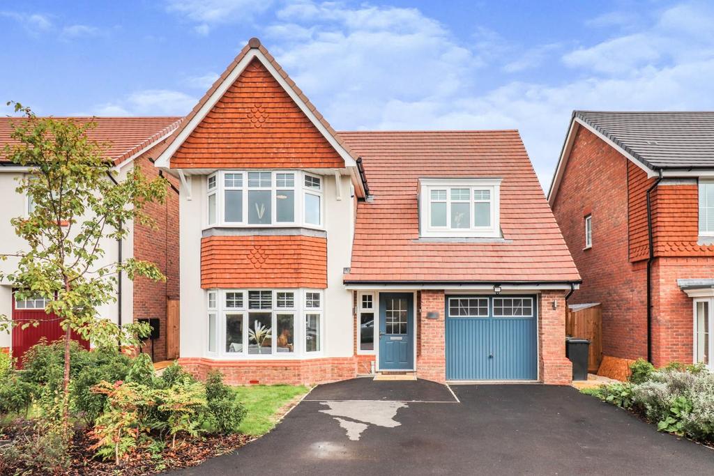 Adelie Road, Galley Common, Nuneaton 4 bed detached house for sale £