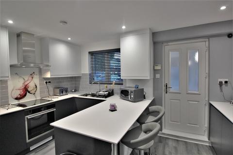 50 Bledlow Close, London, SE28 8HF
