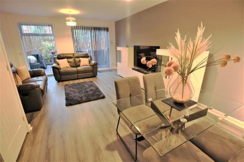 50 Bledlow Close, London, SE28 8HF